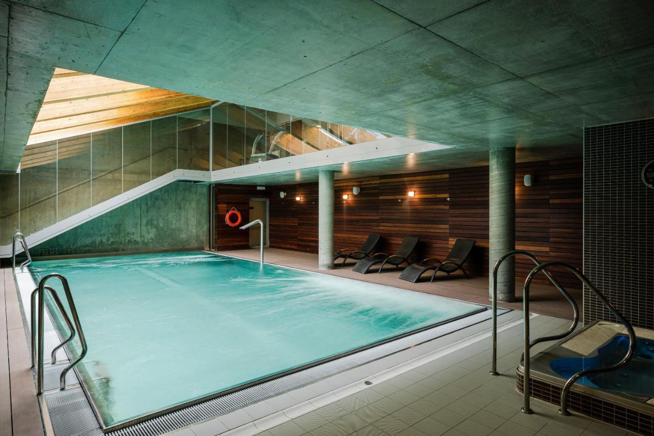 Royal Tulip Sand Колобжег Экстерьер фото The swimming pool